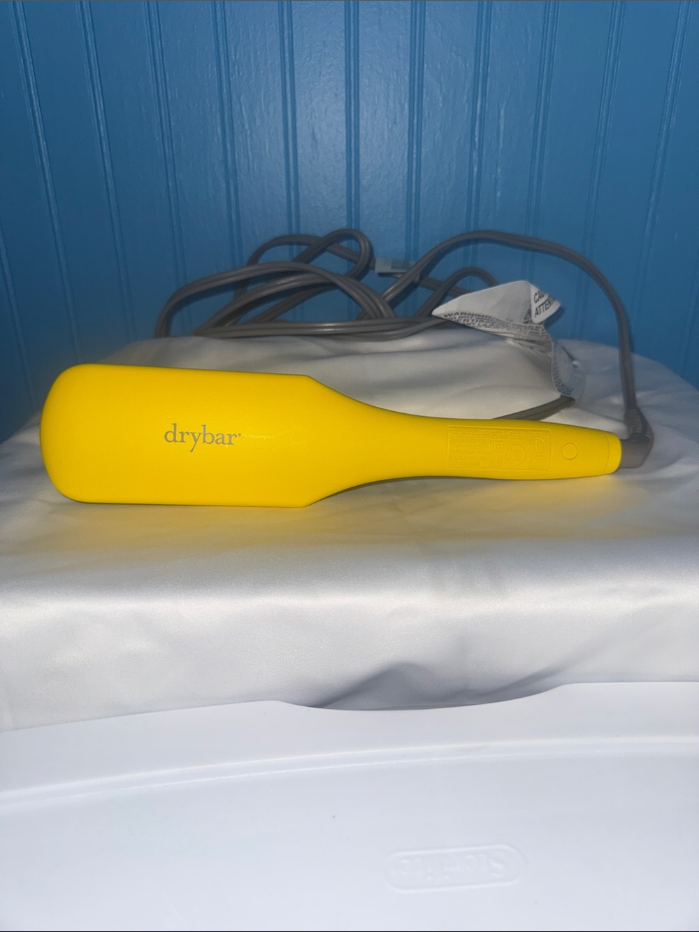 Drybar Brush Crush Heated Straightener Brush